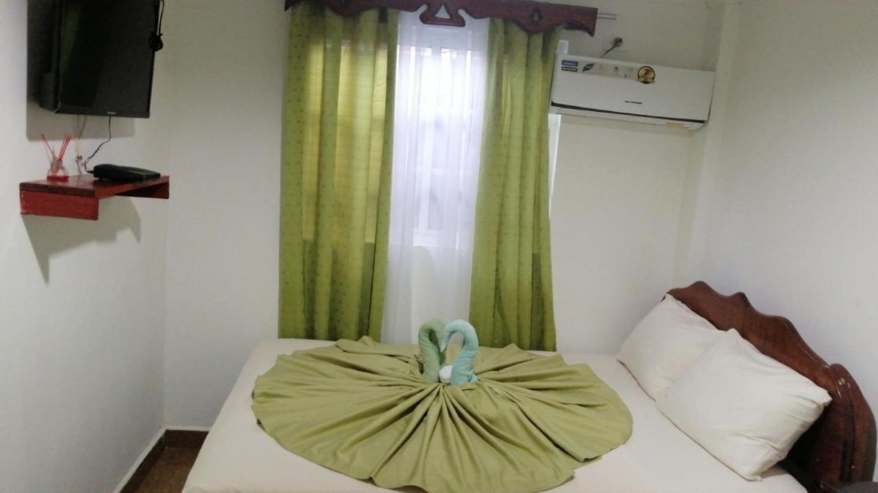 Hotel Don Chicho Bocas Town Exterior foto